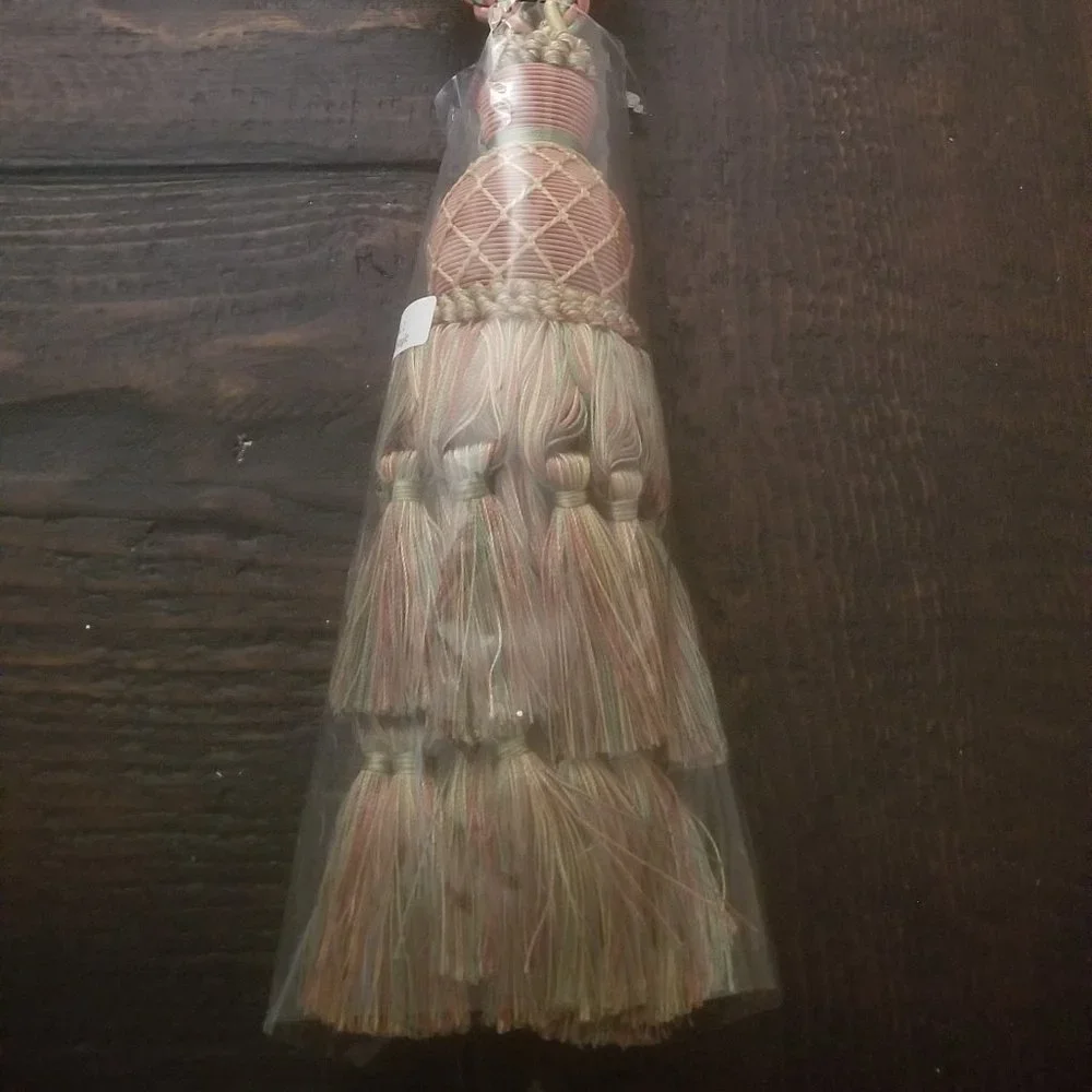 RARE LUXURY SWEET DREAMS IMPERIAL CURTAIN TASSEL TIE BACK PULL SWAG